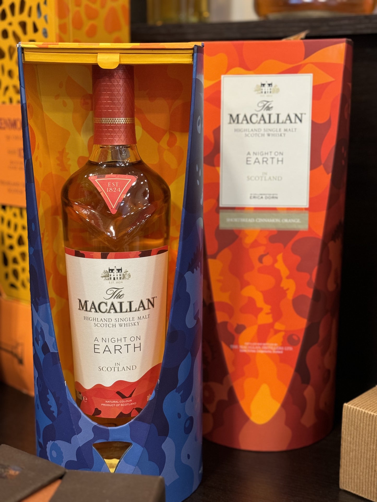 Liq.WHISKY The MACALLAN “A night on earth” 70cl
