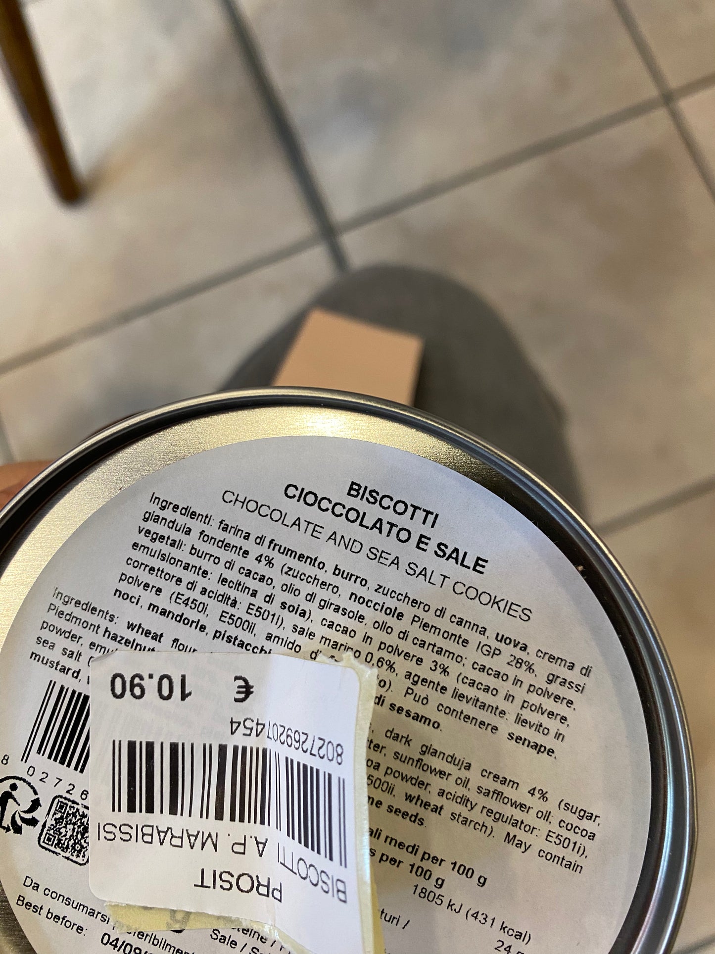 Biscotti artigianali “Marabissi” cioccolato e sale in latta