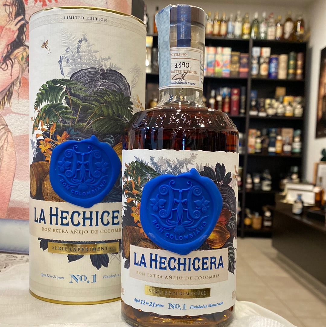 LIQ. RON LA HECHICERA CL 70