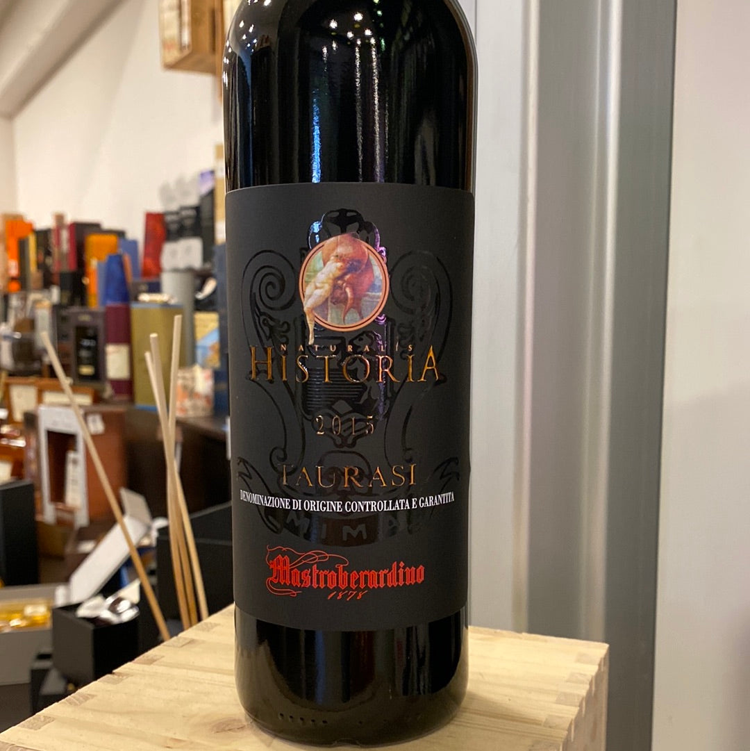 VINO MASTROBERARDINO TAURASI HISTORIA 2015 CL 75