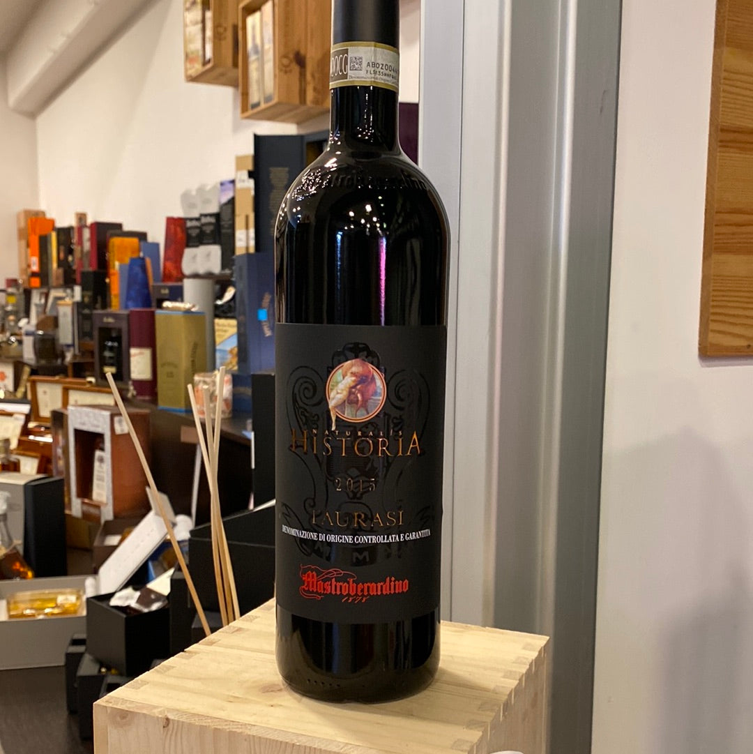 VINO MASTROBERARDINO TAURASI HISTORIA 2015 CL 75