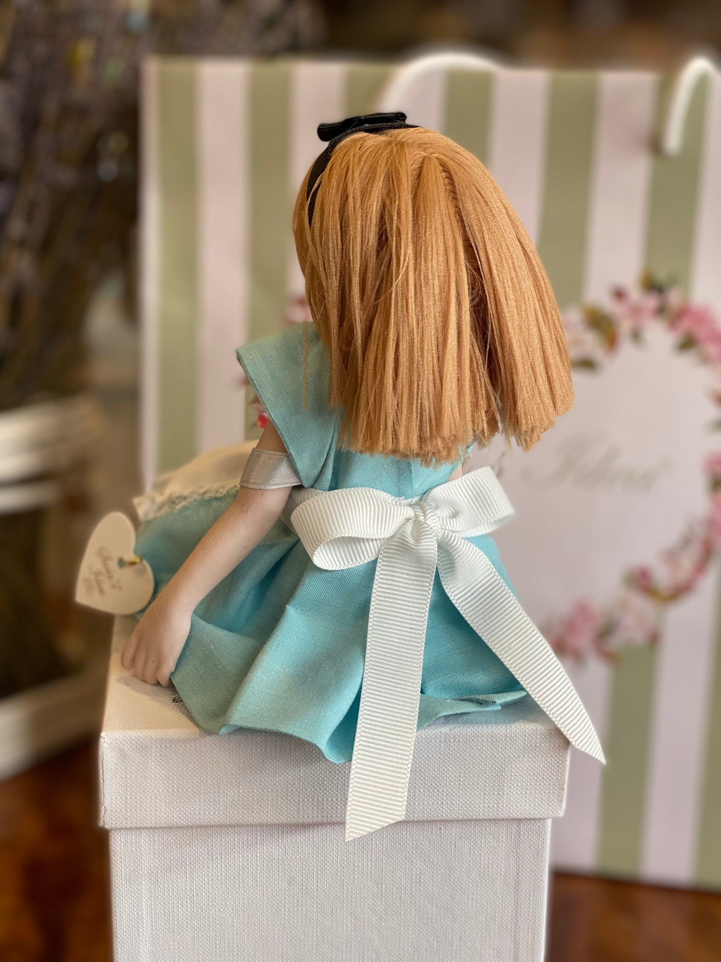 Sara’s Idea Alice nel Paese delle Meraviglie in ceramica