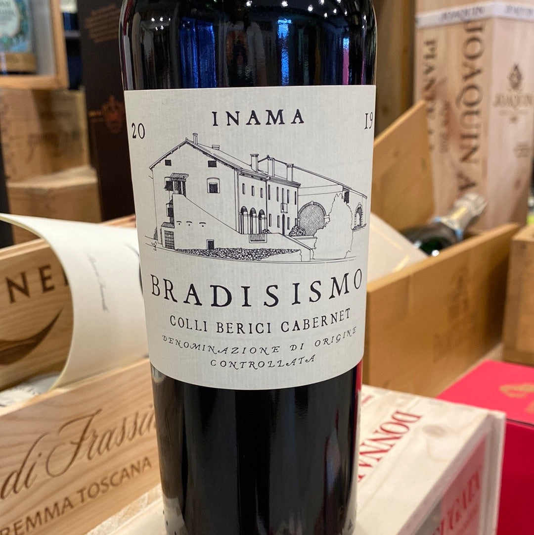 VINO INAMA BRADISISMO